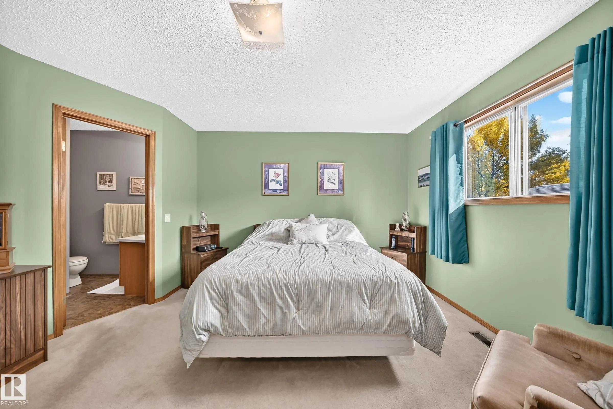 47 DEERBOURNE Drive