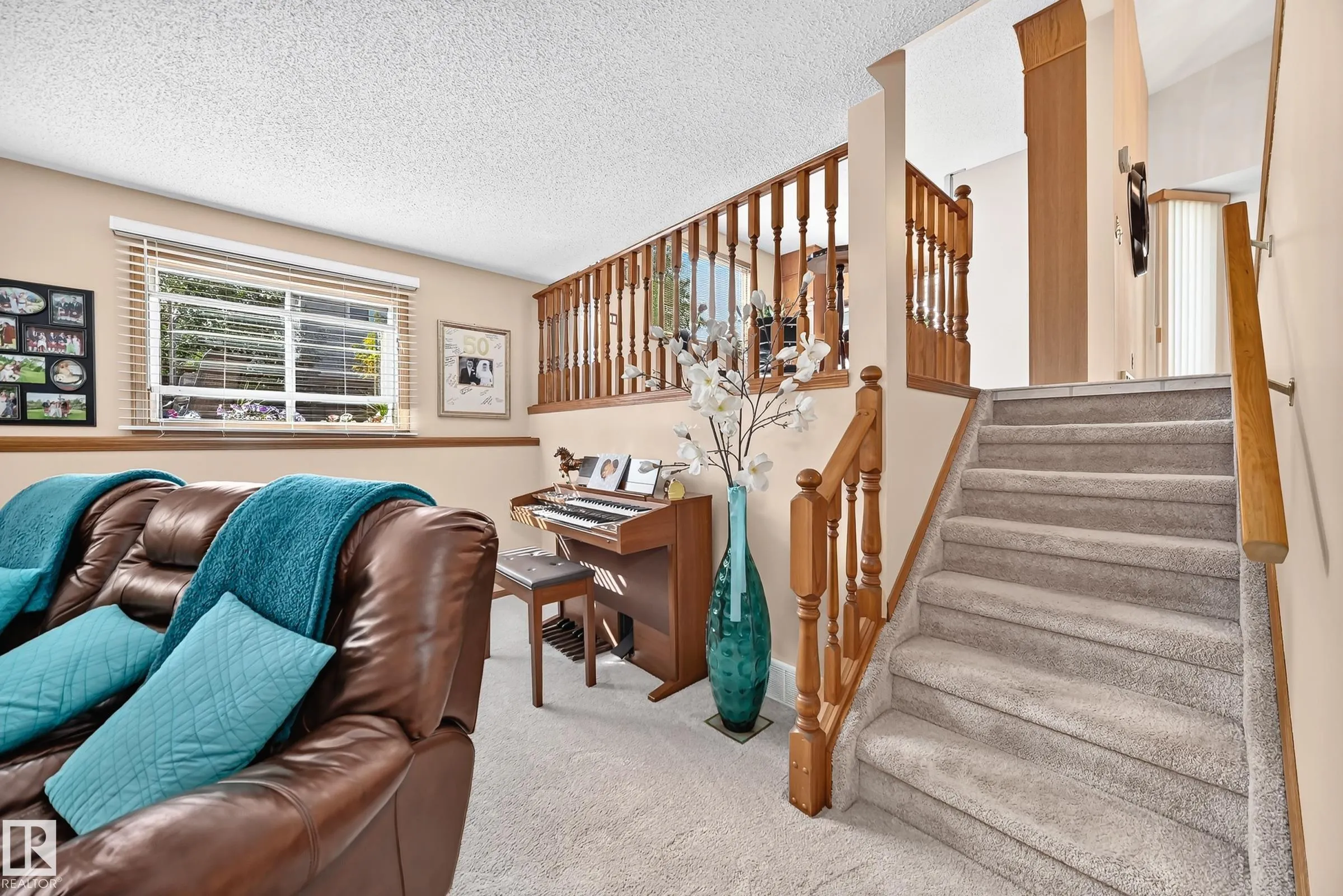 47 DEERBOURNE Drive