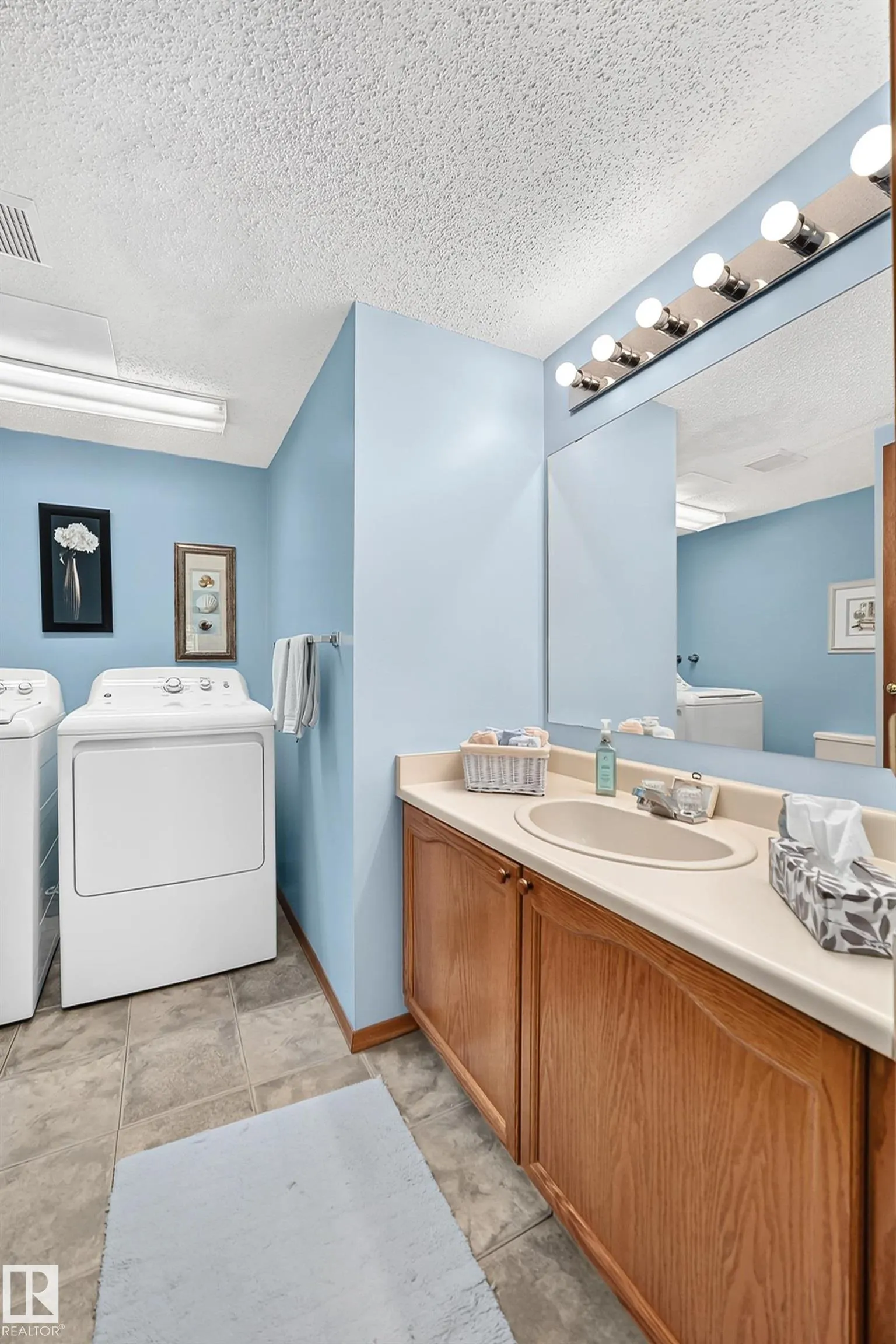 47 DEERBOURNE Drive