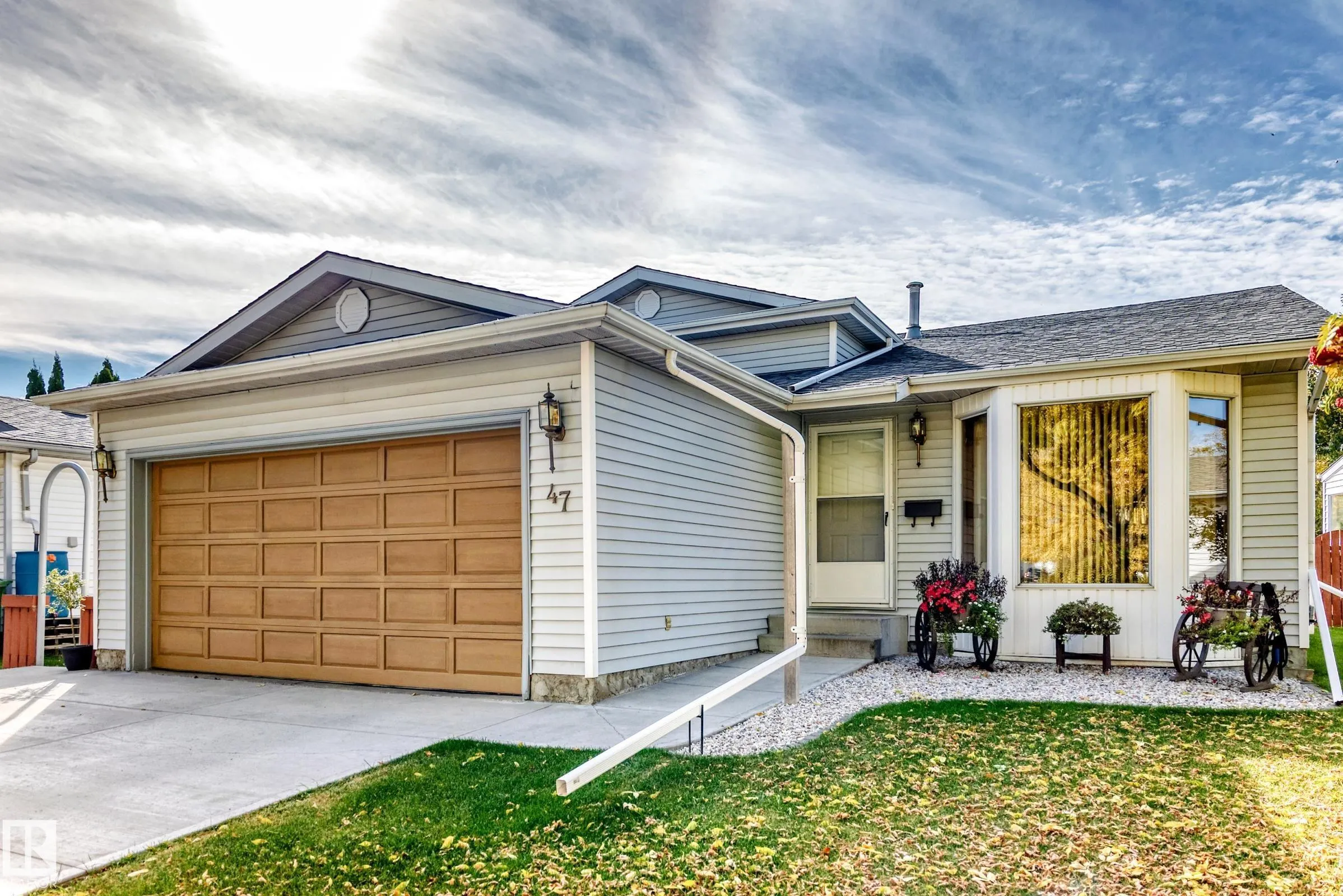 47 DEERBOURNE Drive