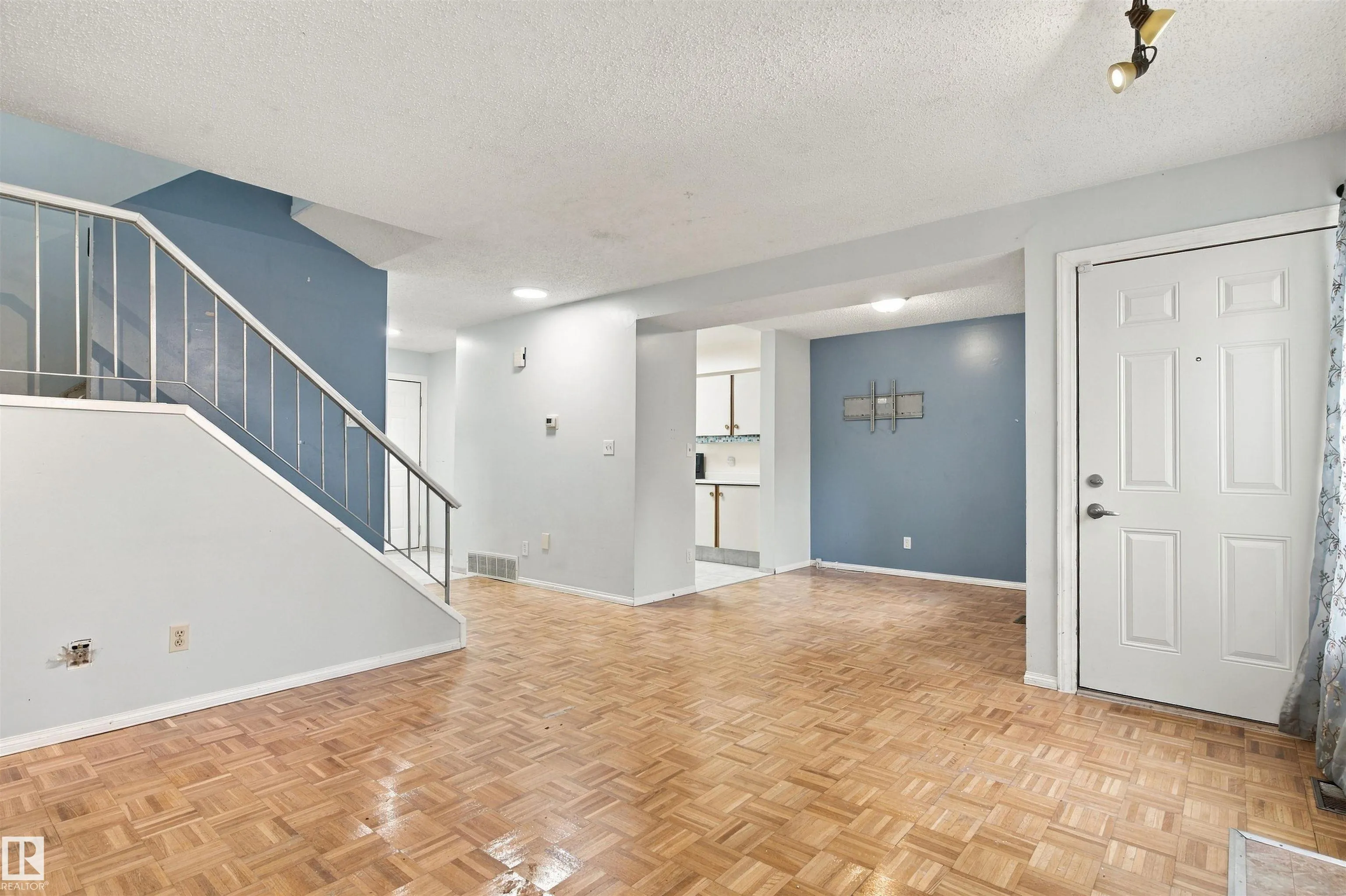 10619 BEAUMARIS Road