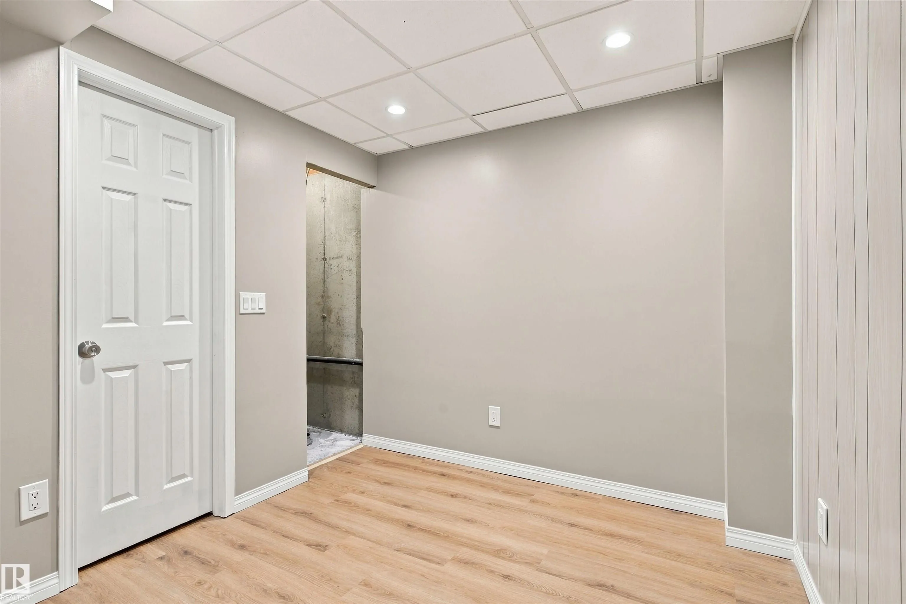 10619 BEAUMARIS Road
