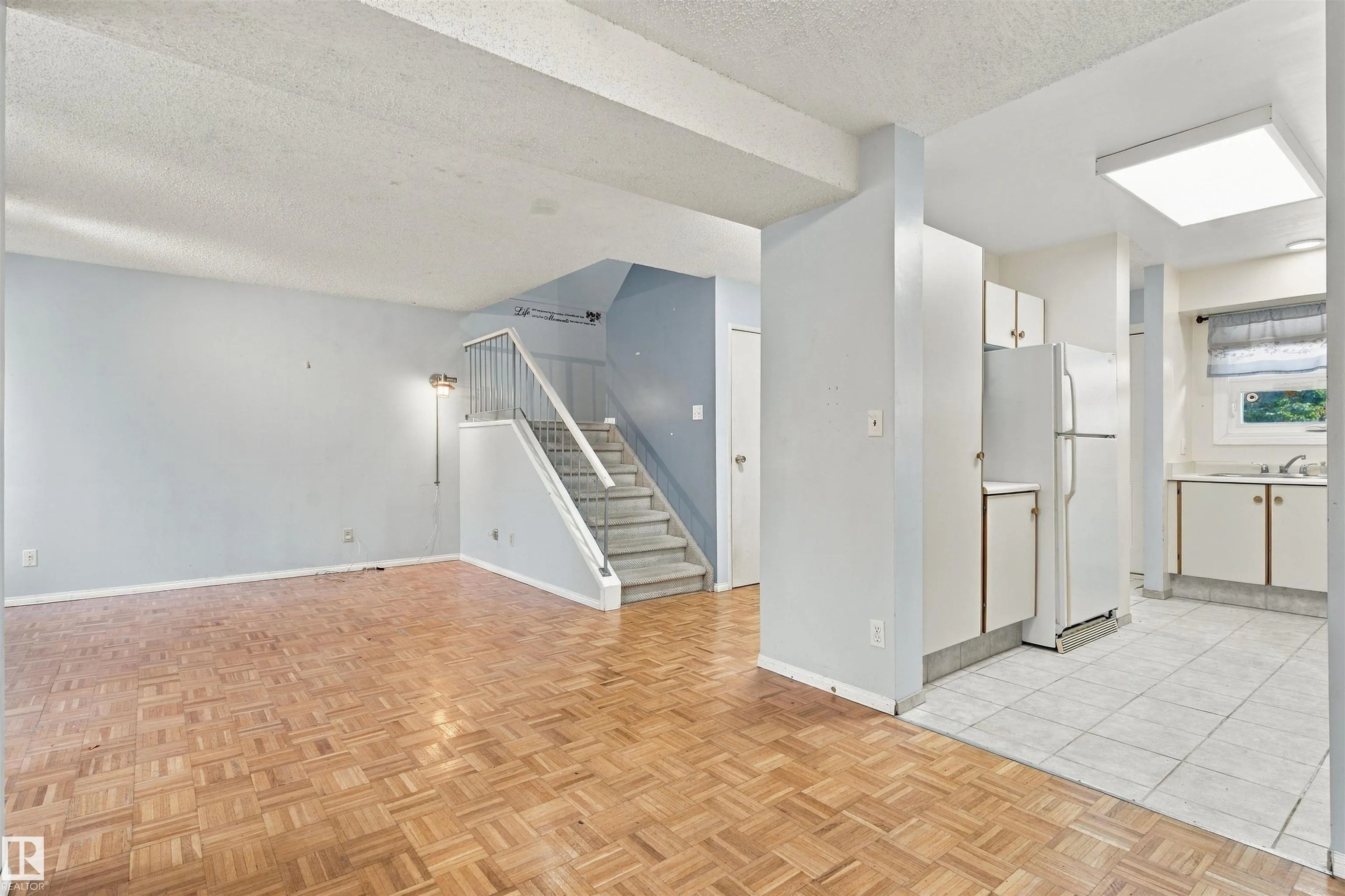 10619 BEAUMARIS Road