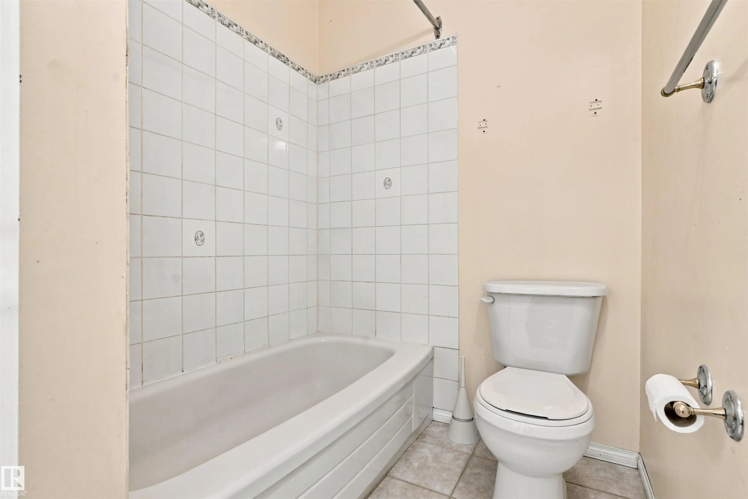 10619 BEAUMARIS Road