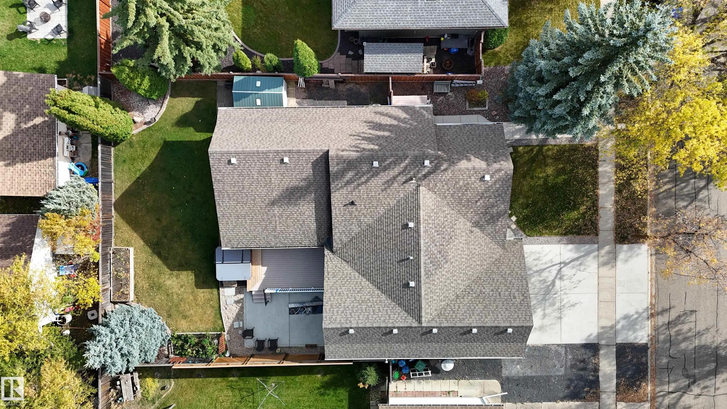 53 BUTTERFIELD Crescent