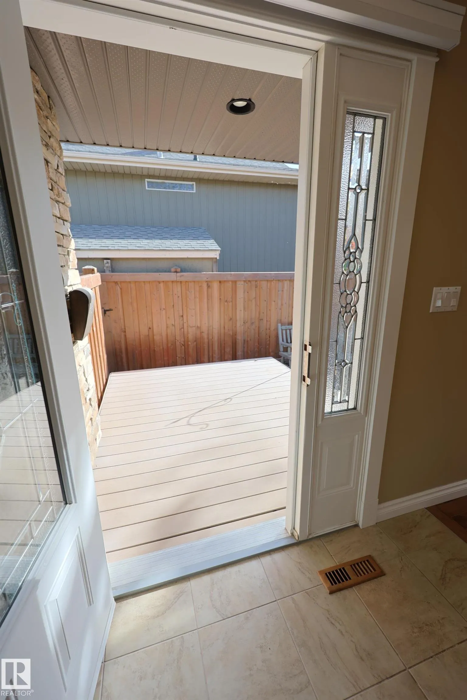 53 BUTTERFIELD Crescent