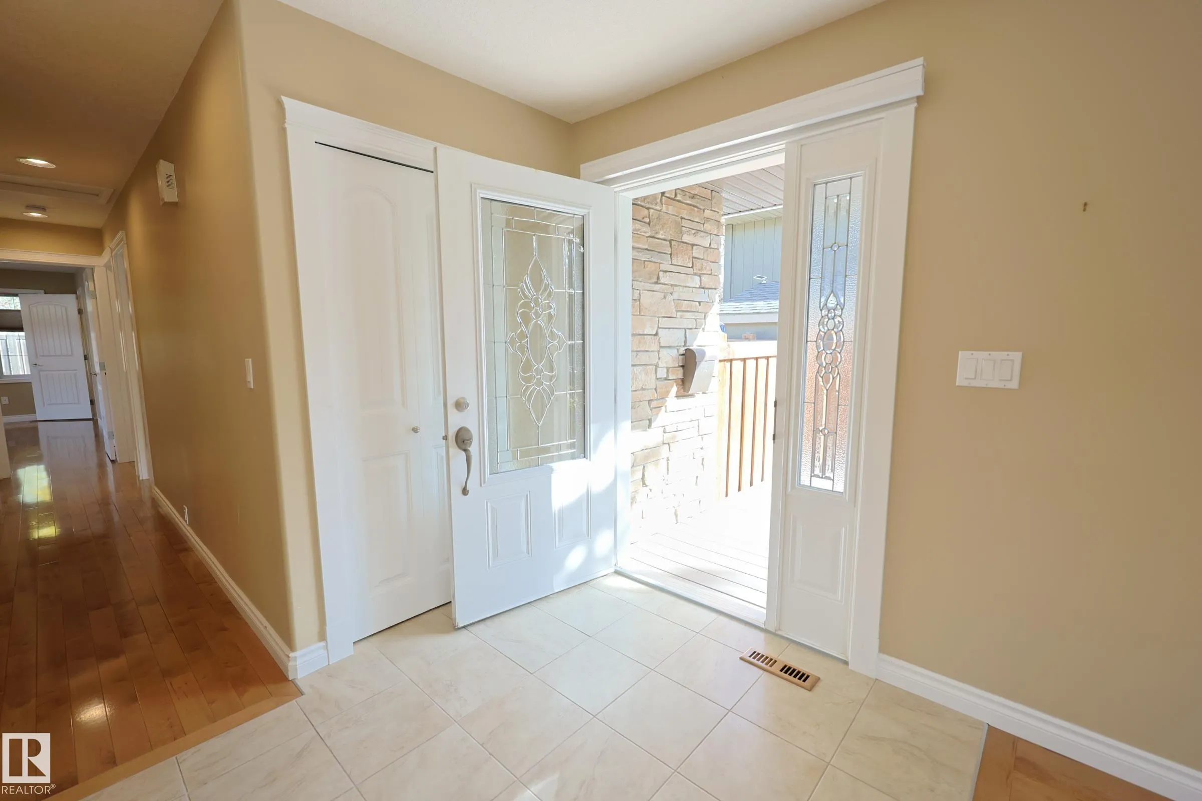 53 BUTTERFIELD Crescent