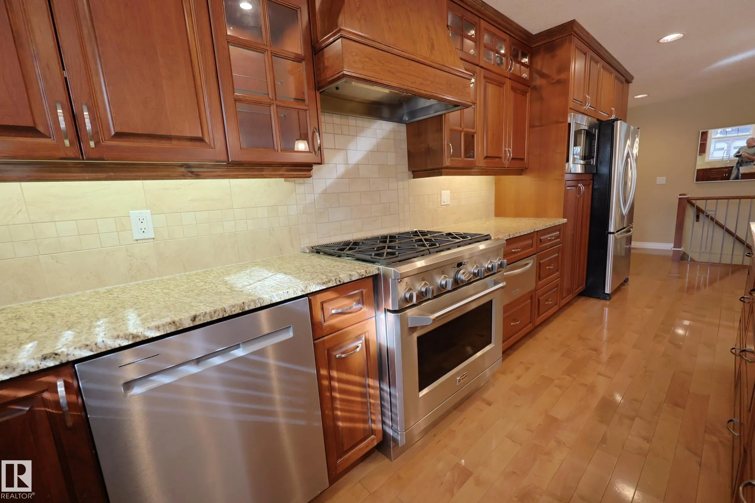 53 BUTTERFIELD Crescent