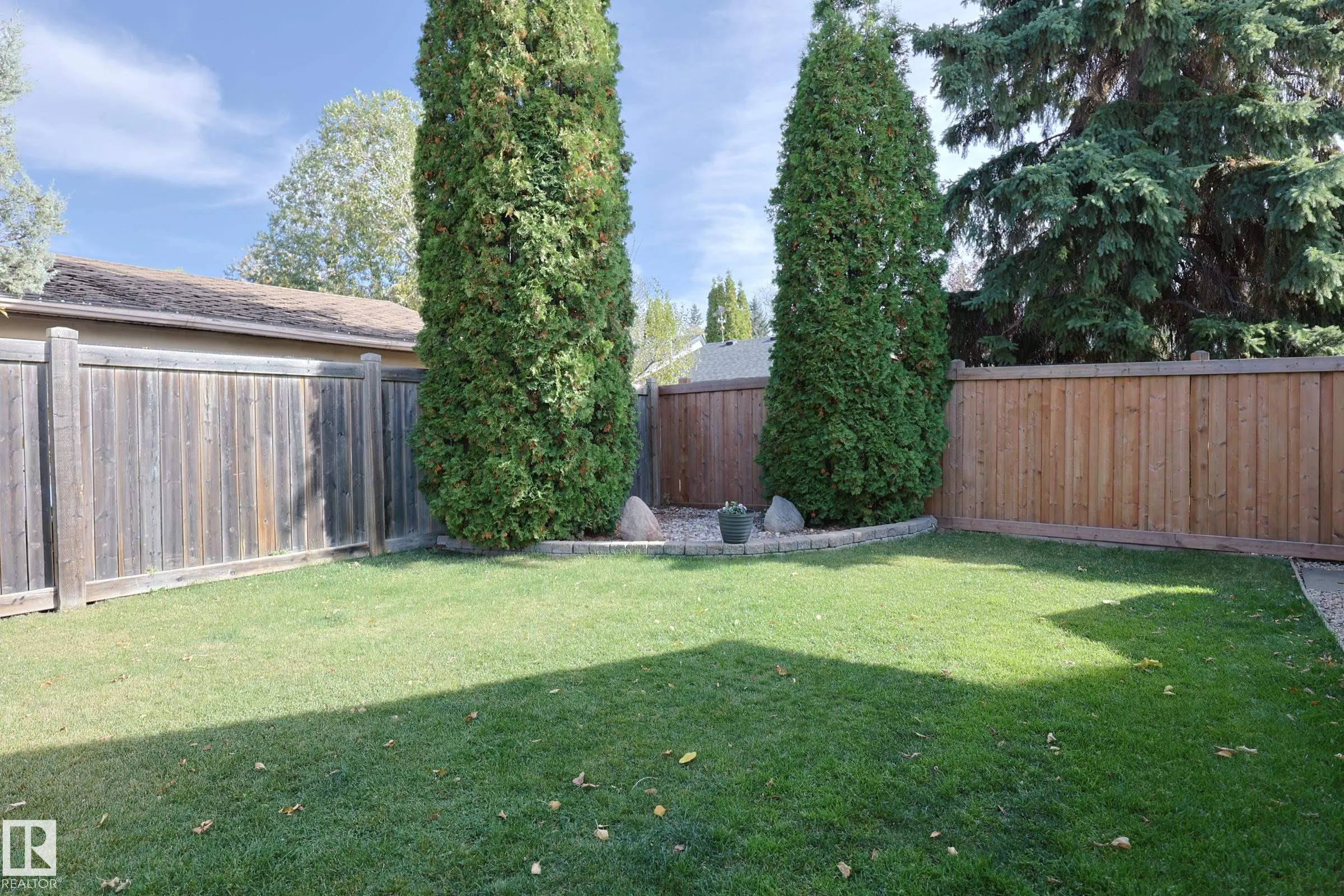 53 BUTTERFIELD Crescent
