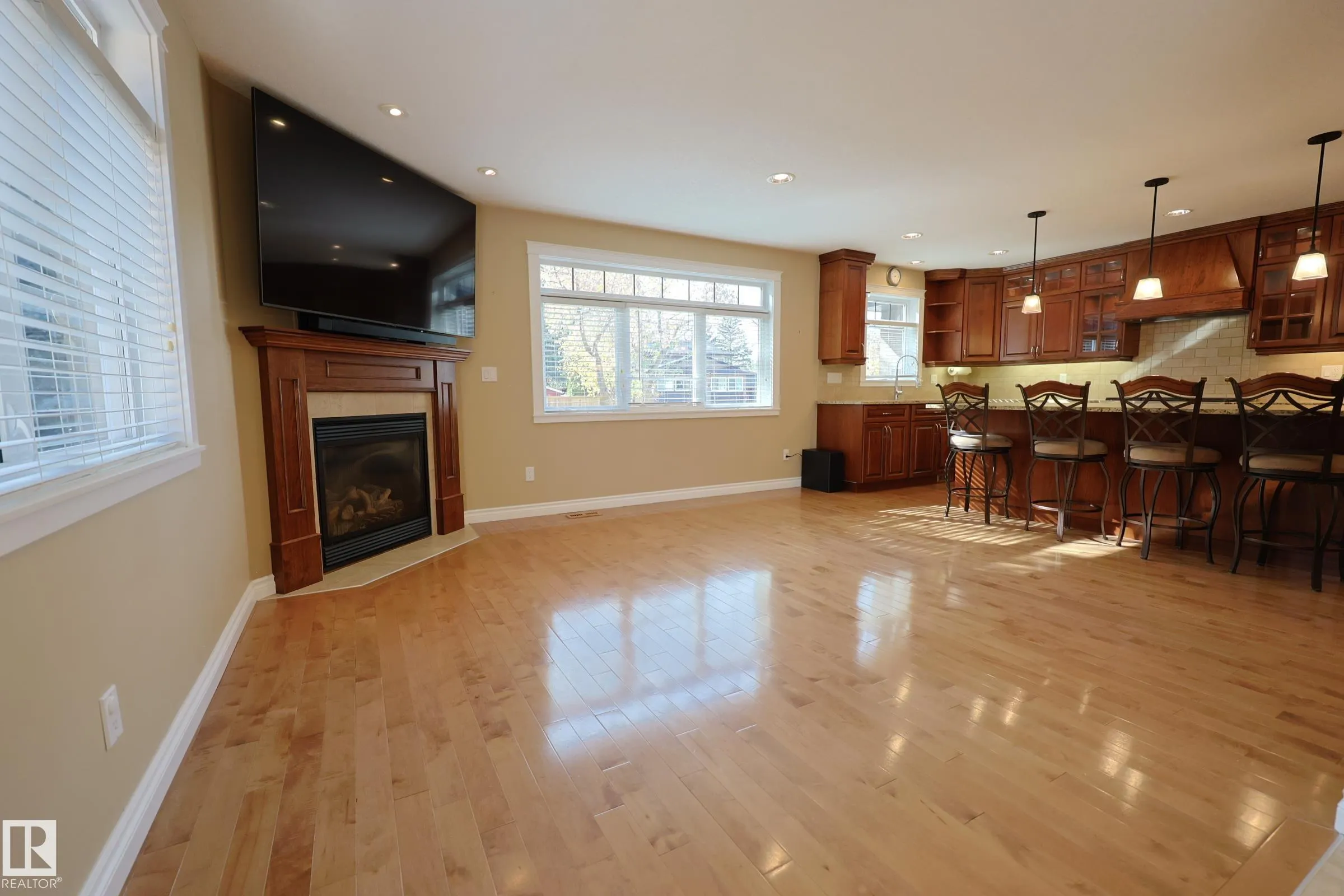 53 BUTTERFIELD Crescent