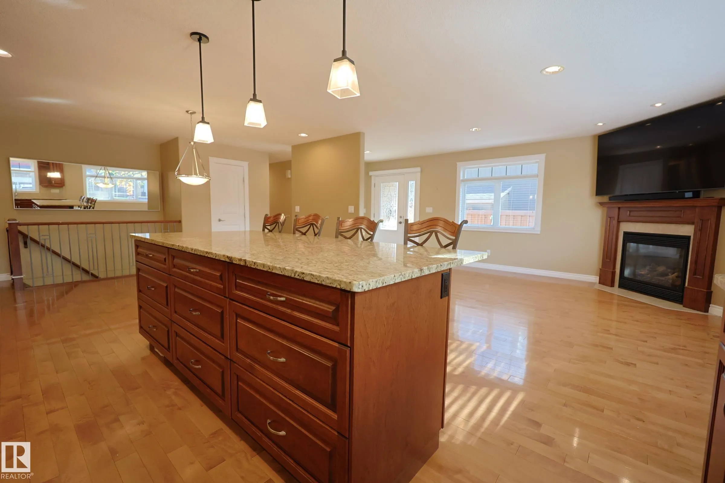 53 BUTTERFIELD Crescent