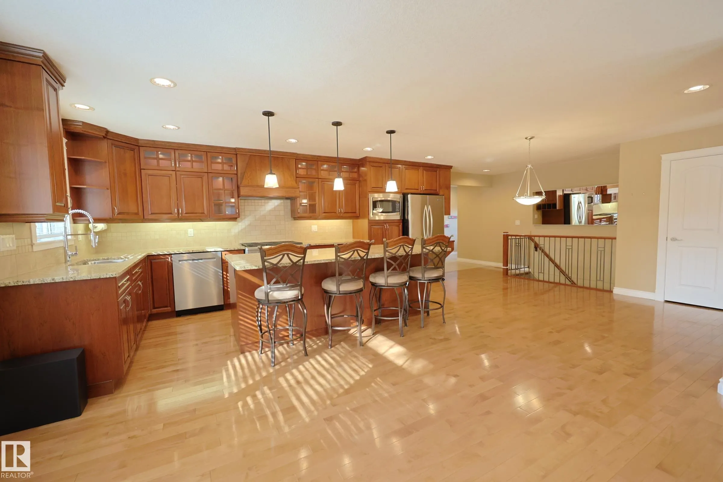 53 BUTTERFIELD Crescent