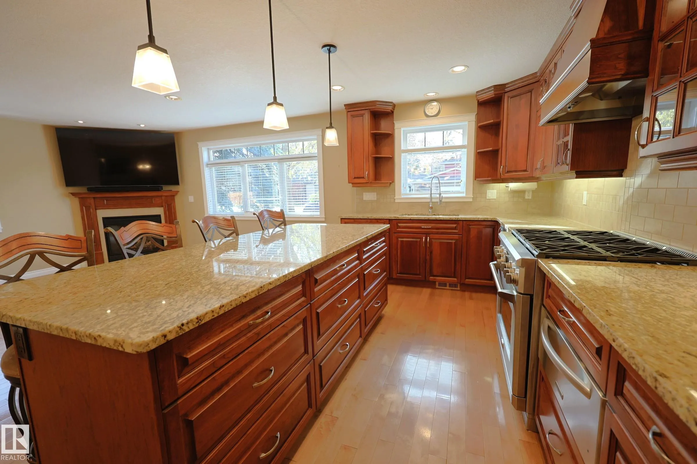 53 BUTTERFIELD Crescent