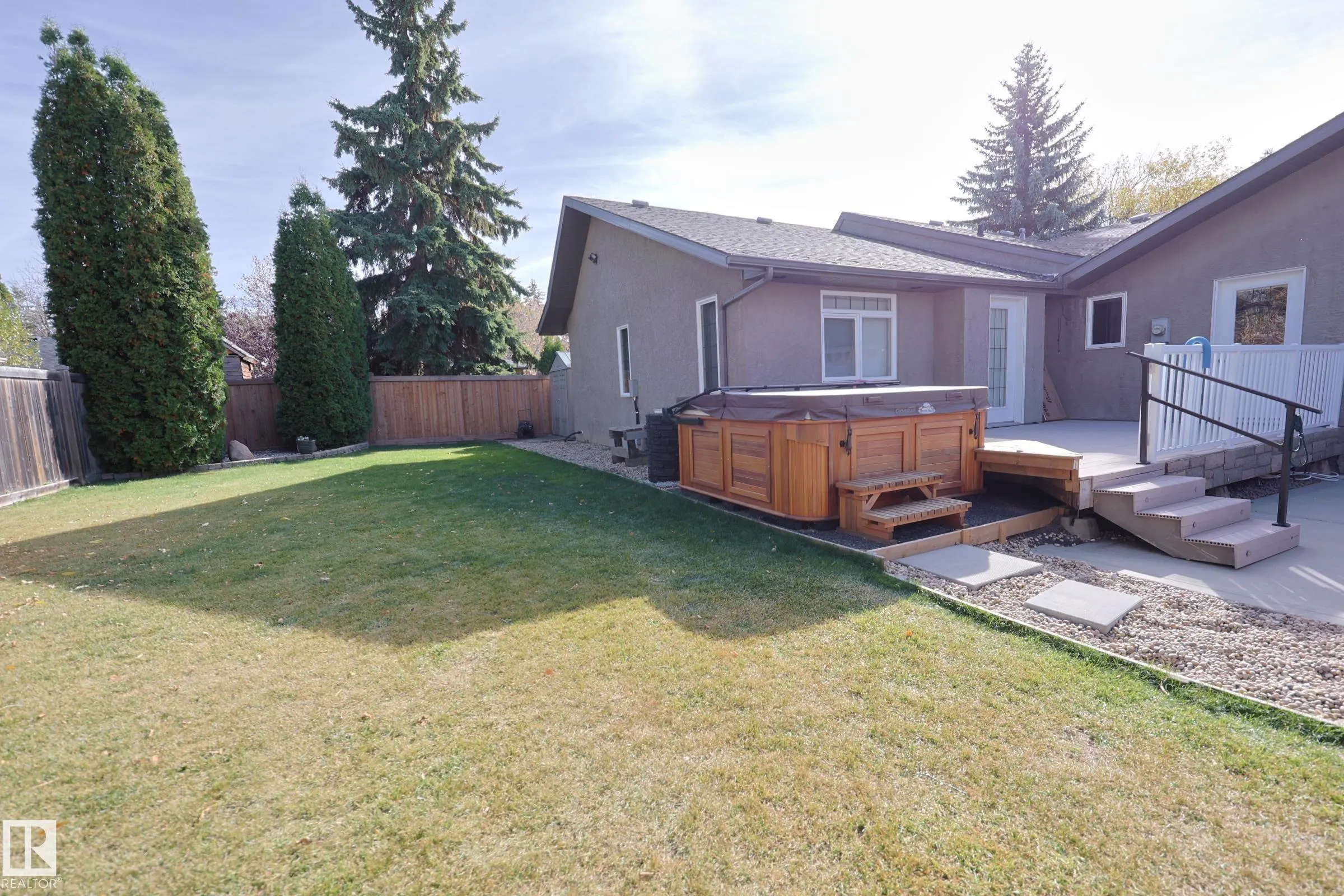 53 BUTTERFIELD Crescent