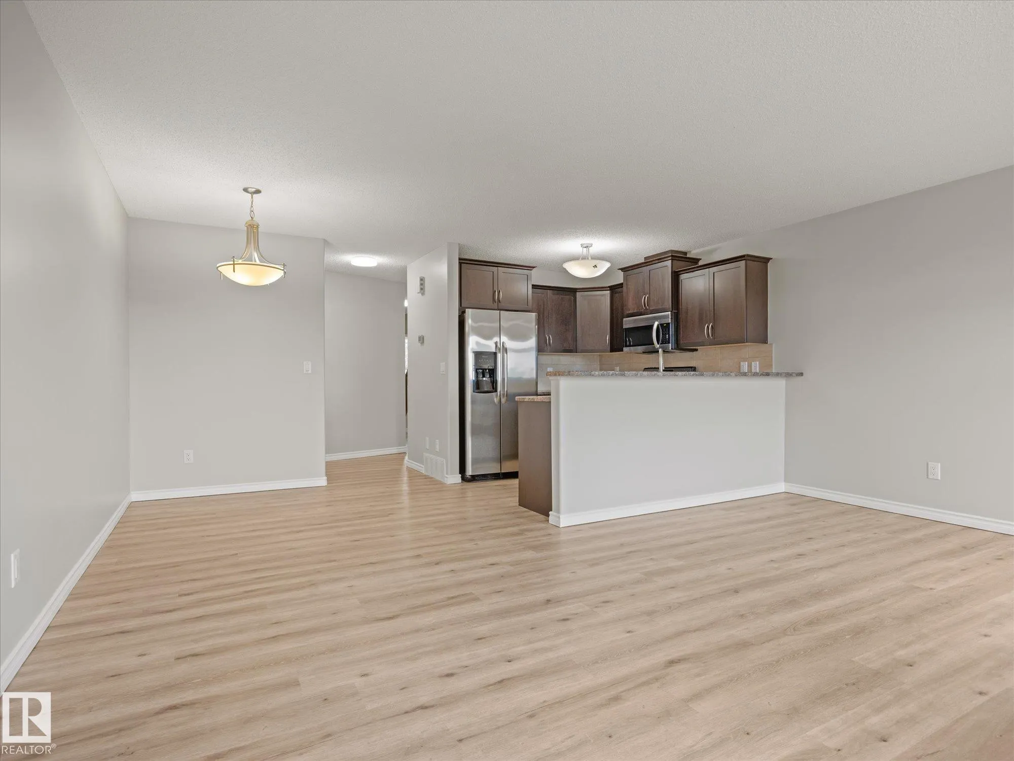 9511 102 Avenue