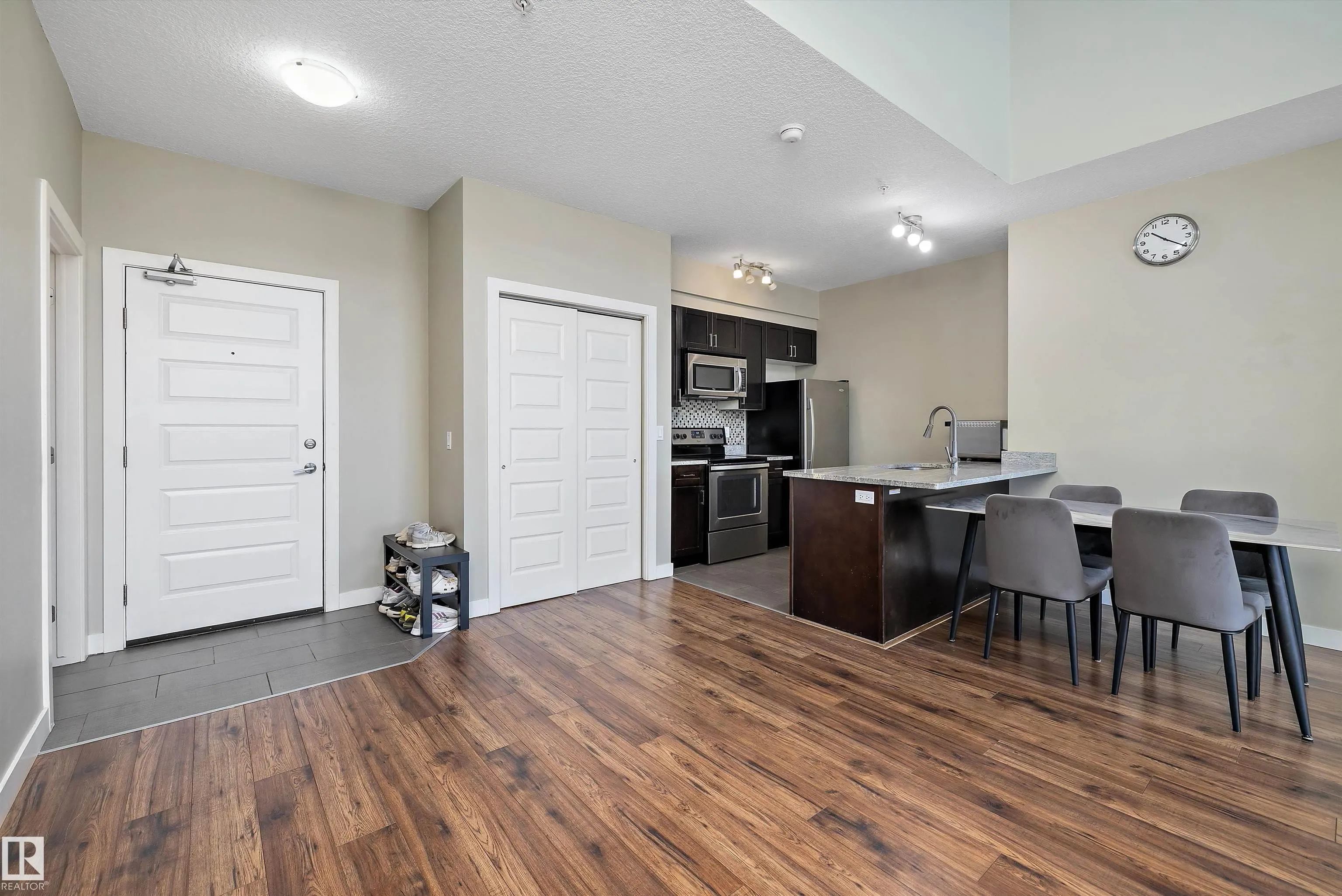 1238 WINDERMERE Way