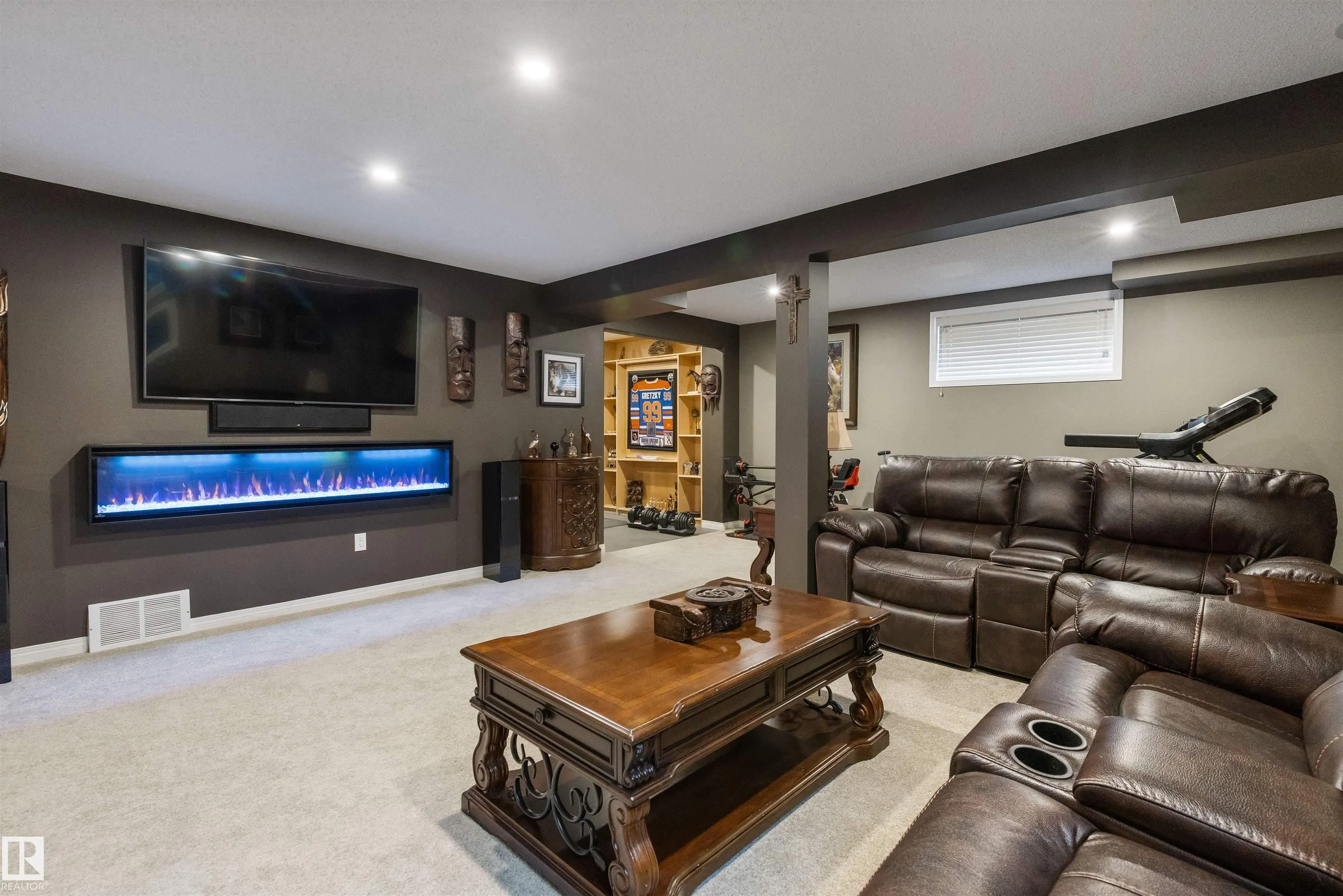 2172 BRENNAN Crescent