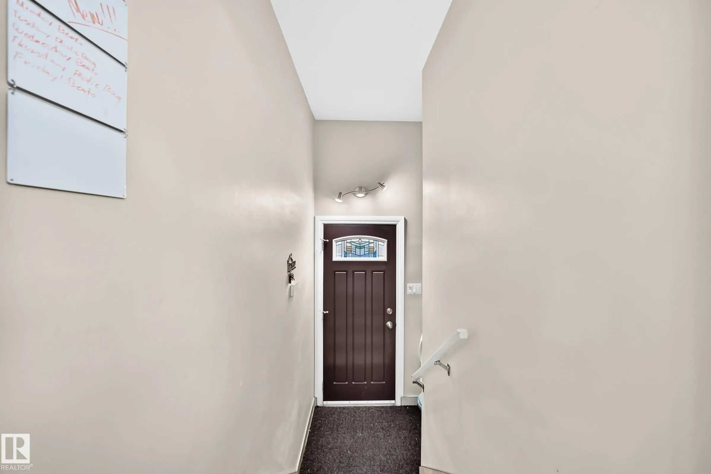 8814 160 Street