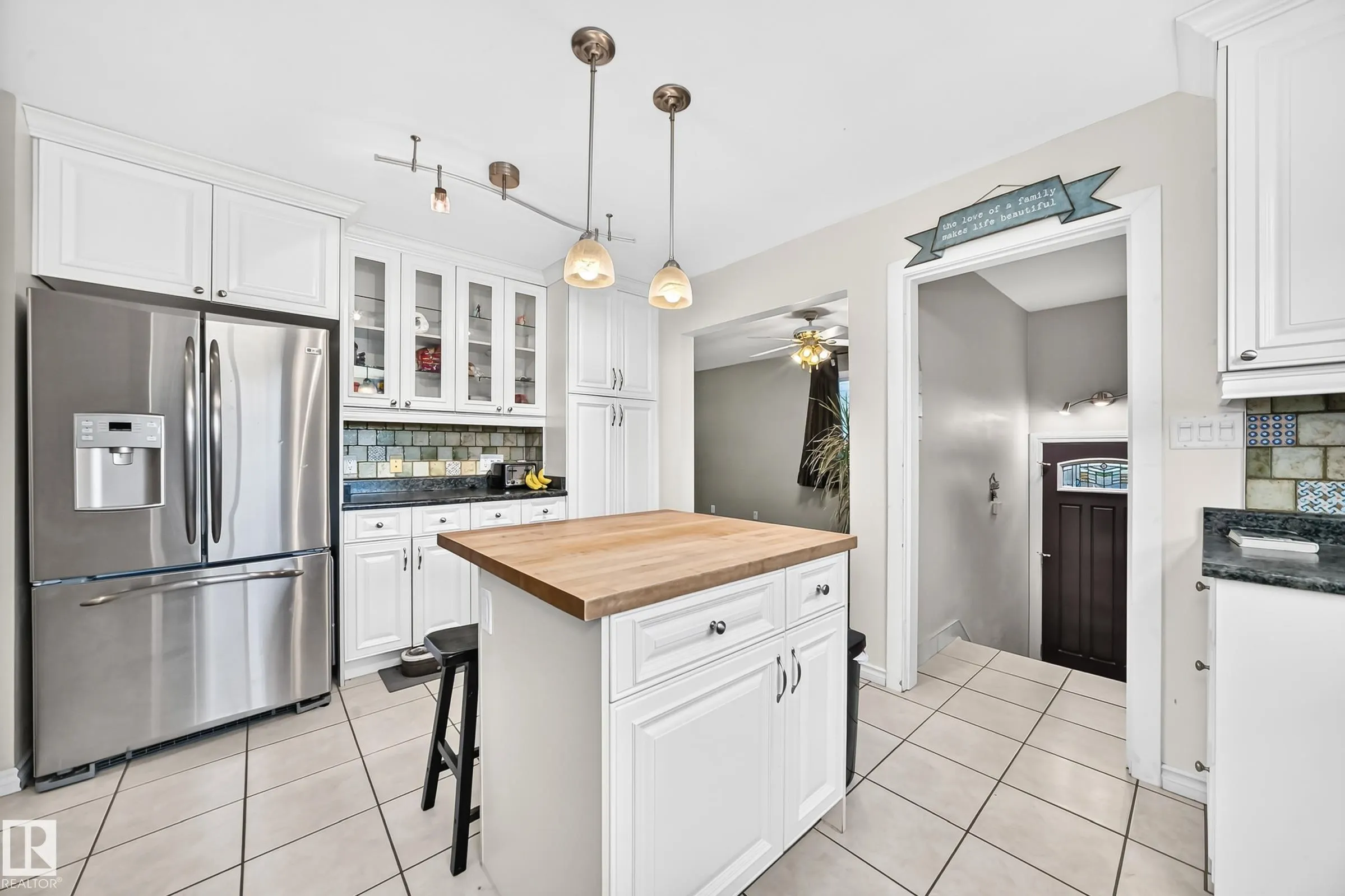 8814 160 Street