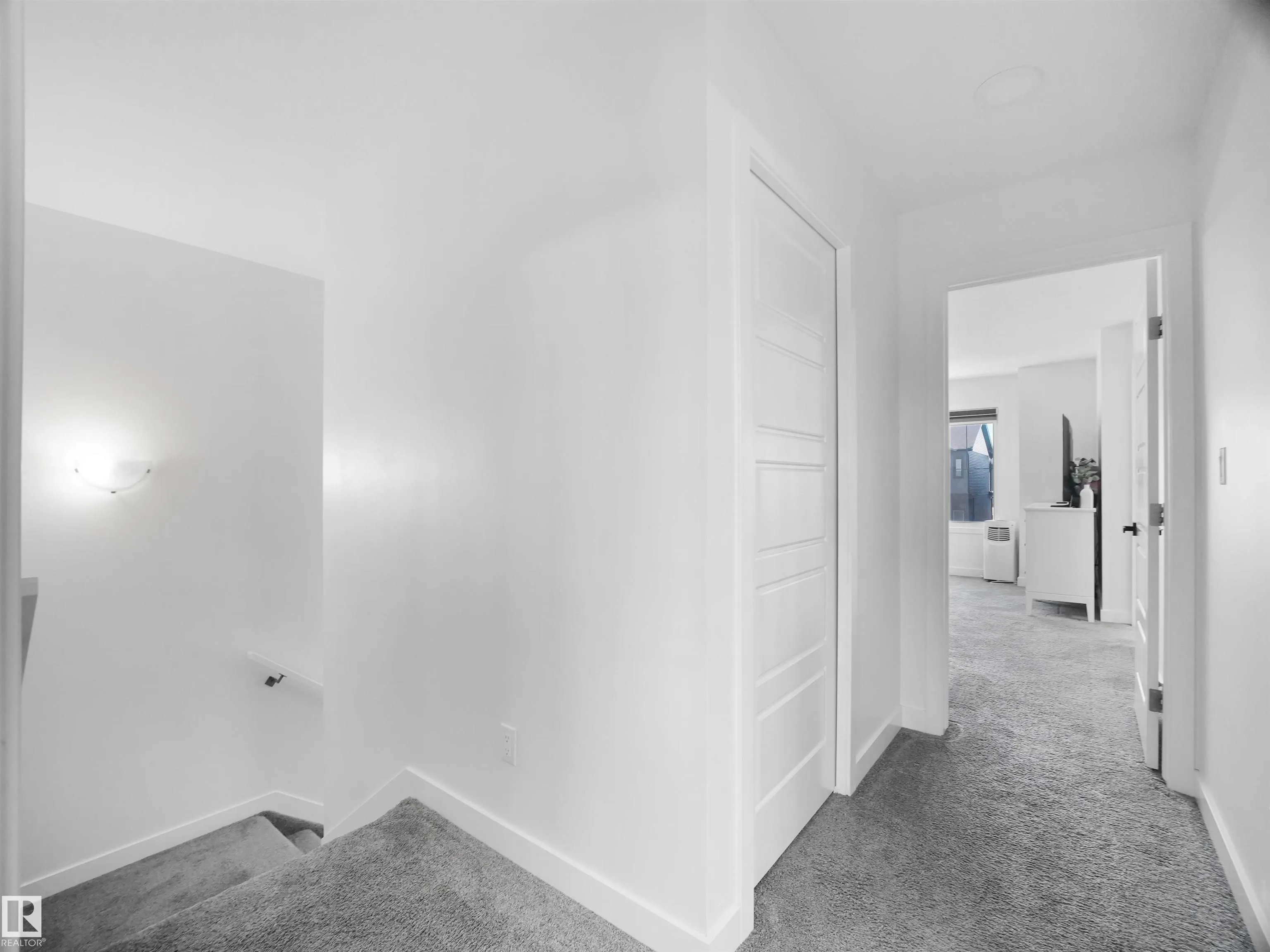 1635 PLUM CIRCLE Circle
