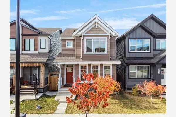 1635 PLUM CIRCLE Circle