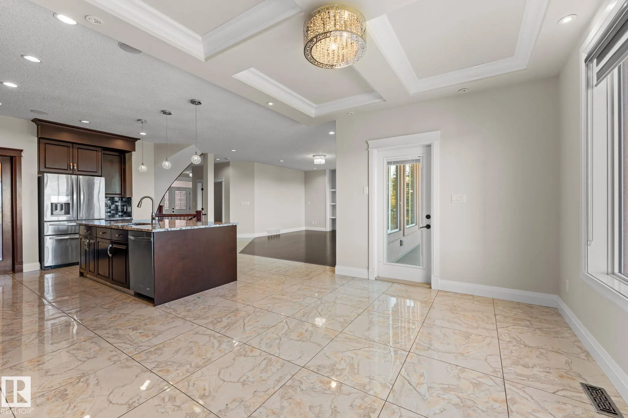 229 ALBANY Drive