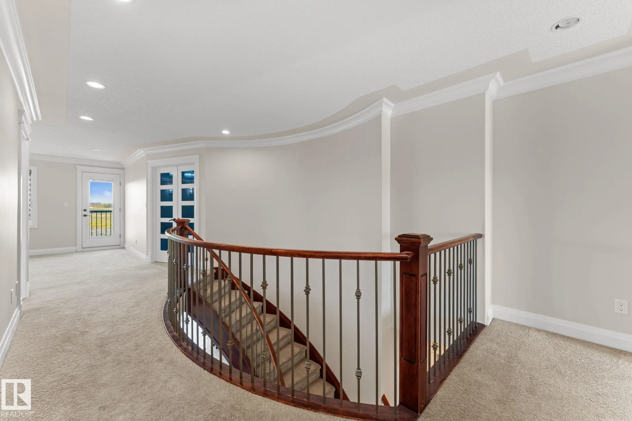 229 ALBANY Drive