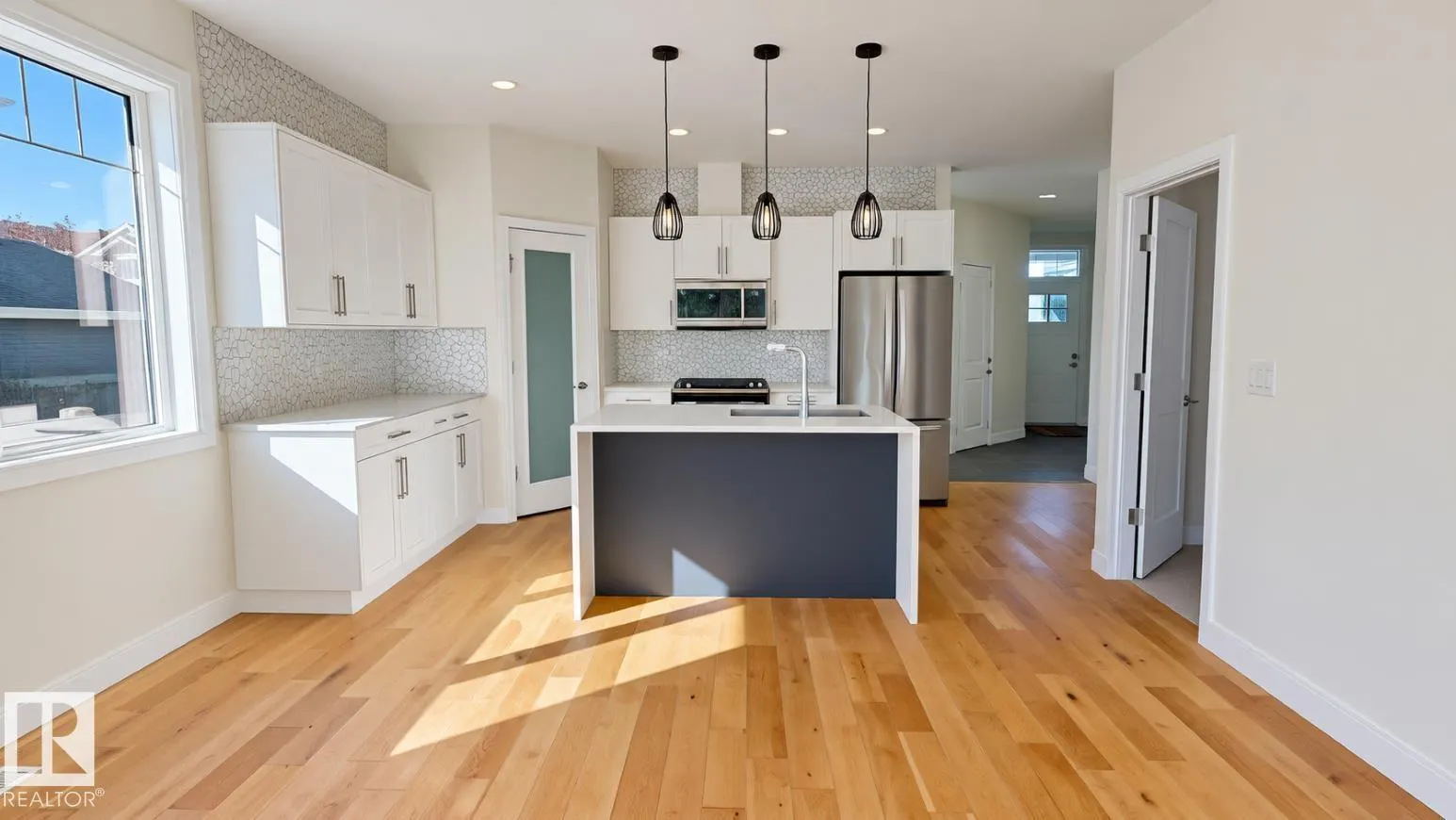 3381 CHICKADEE Drive