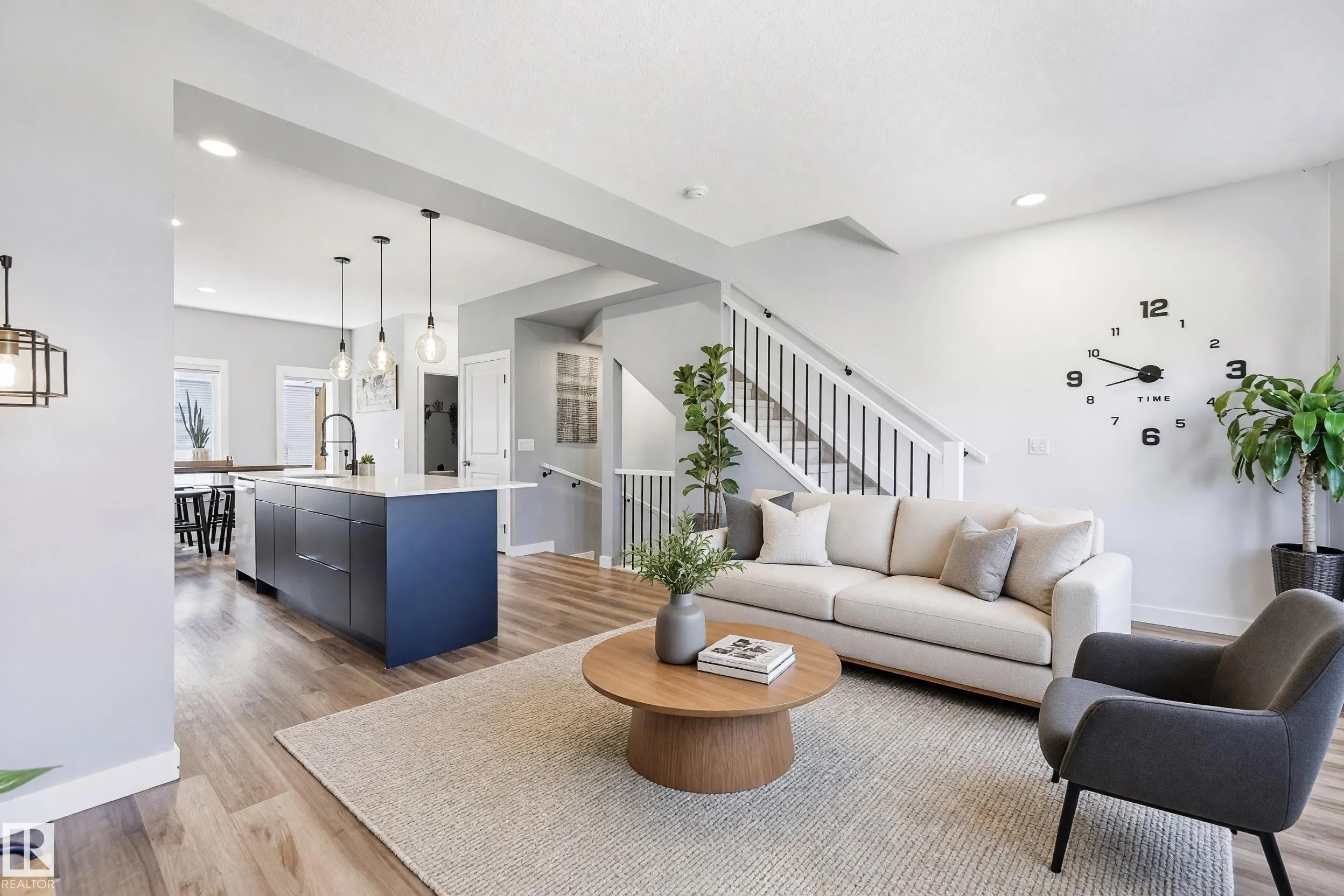 1010 RABBIT HILL Road