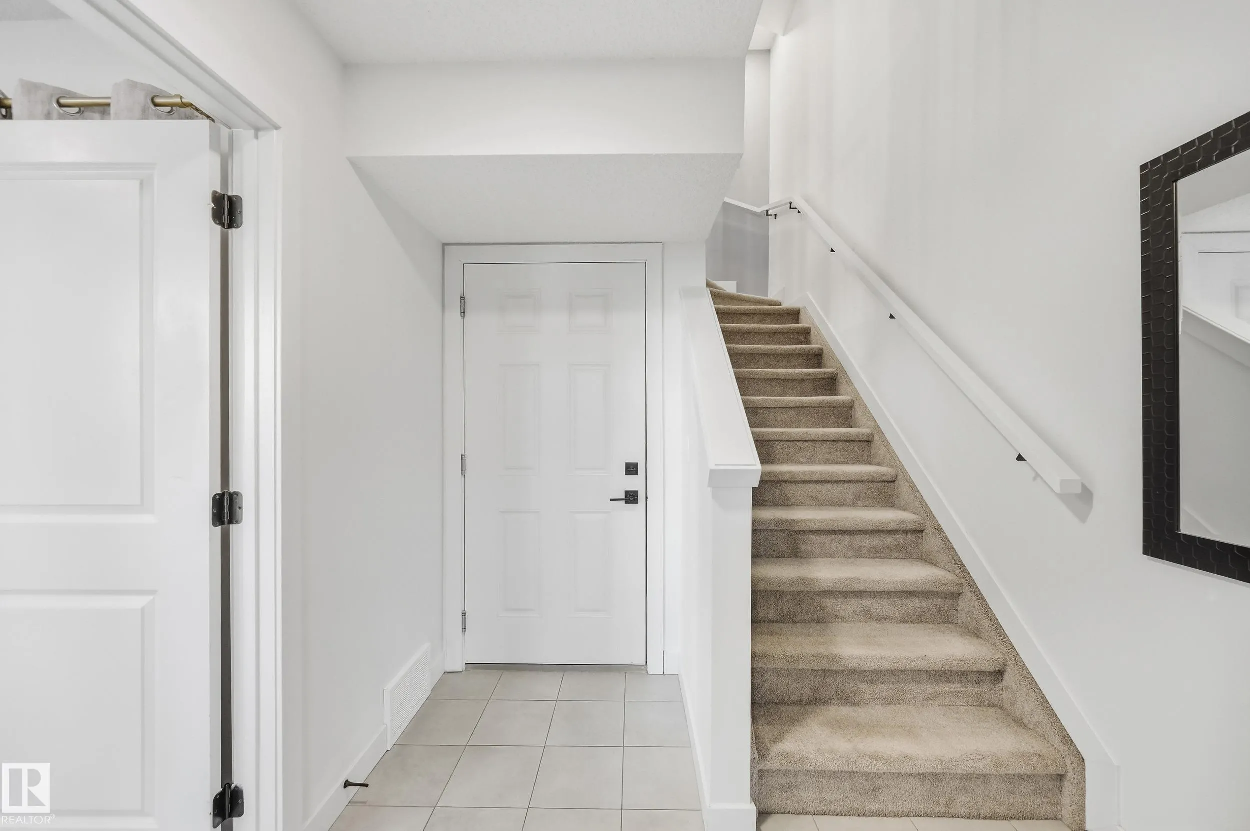 1010 RABBIT HILL Road