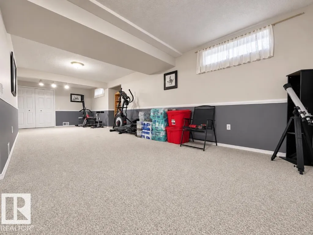 20 DEERBOURNE Drive