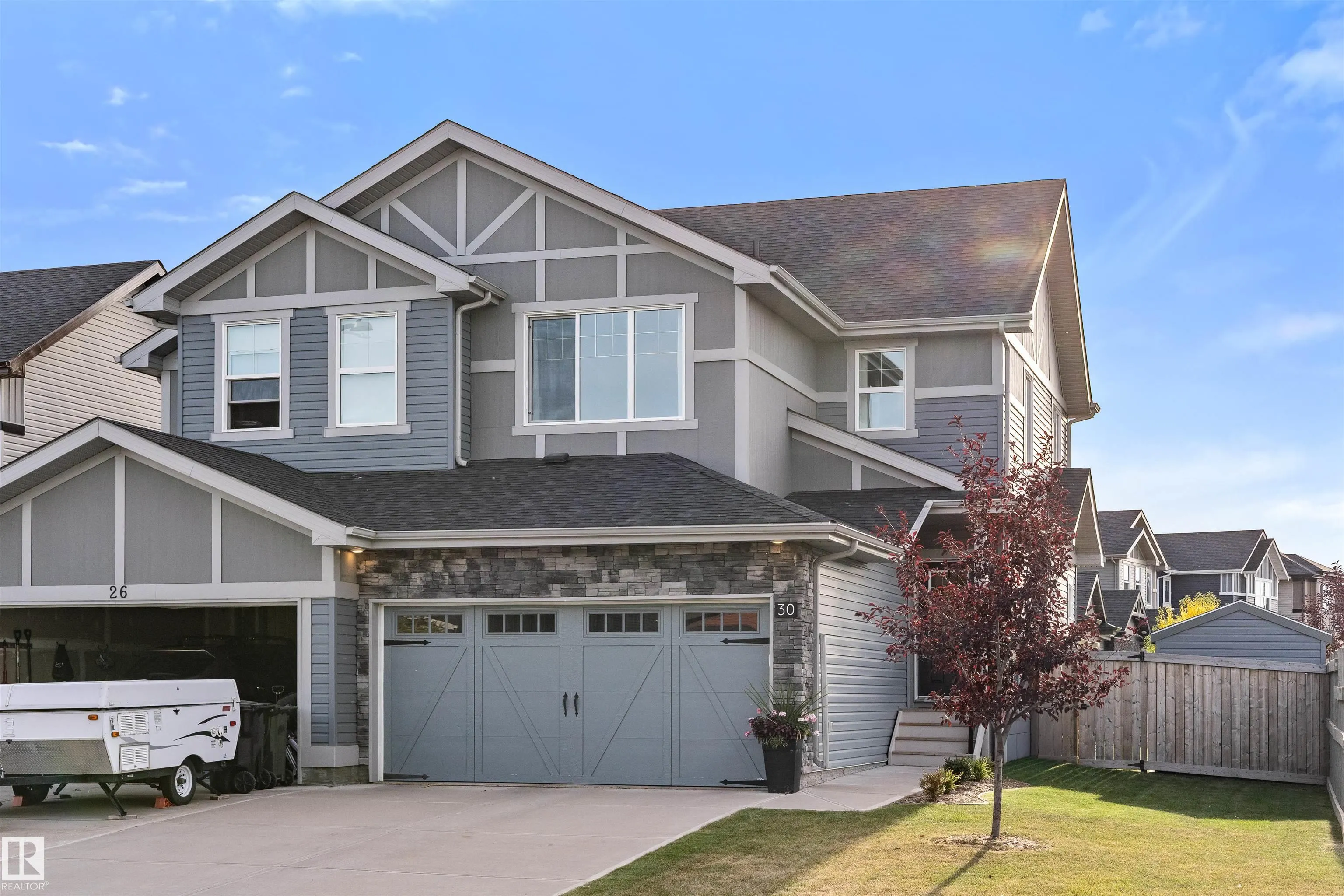 30 ABERDEEN Crescent