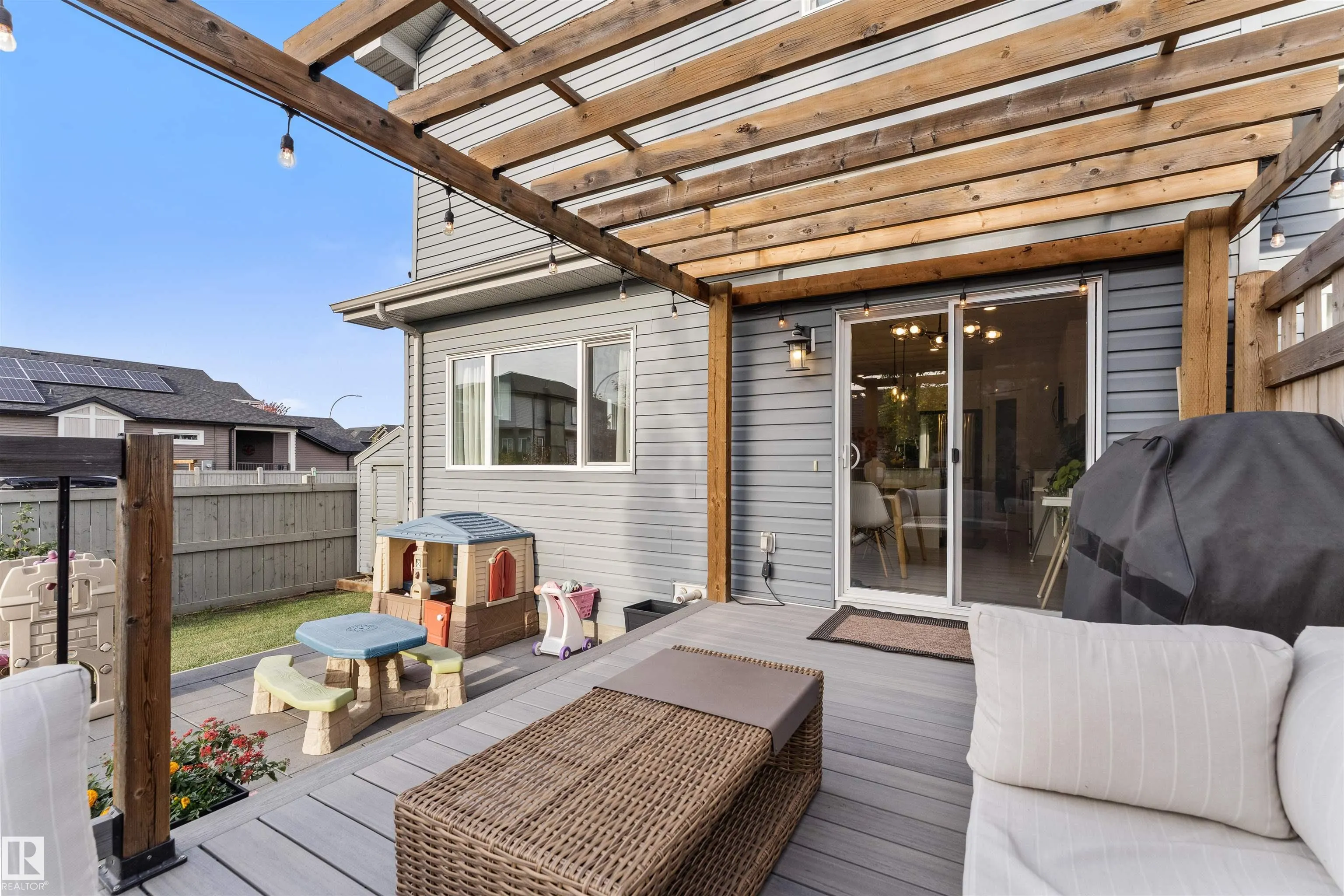 30 ABERDEEN Crescent
