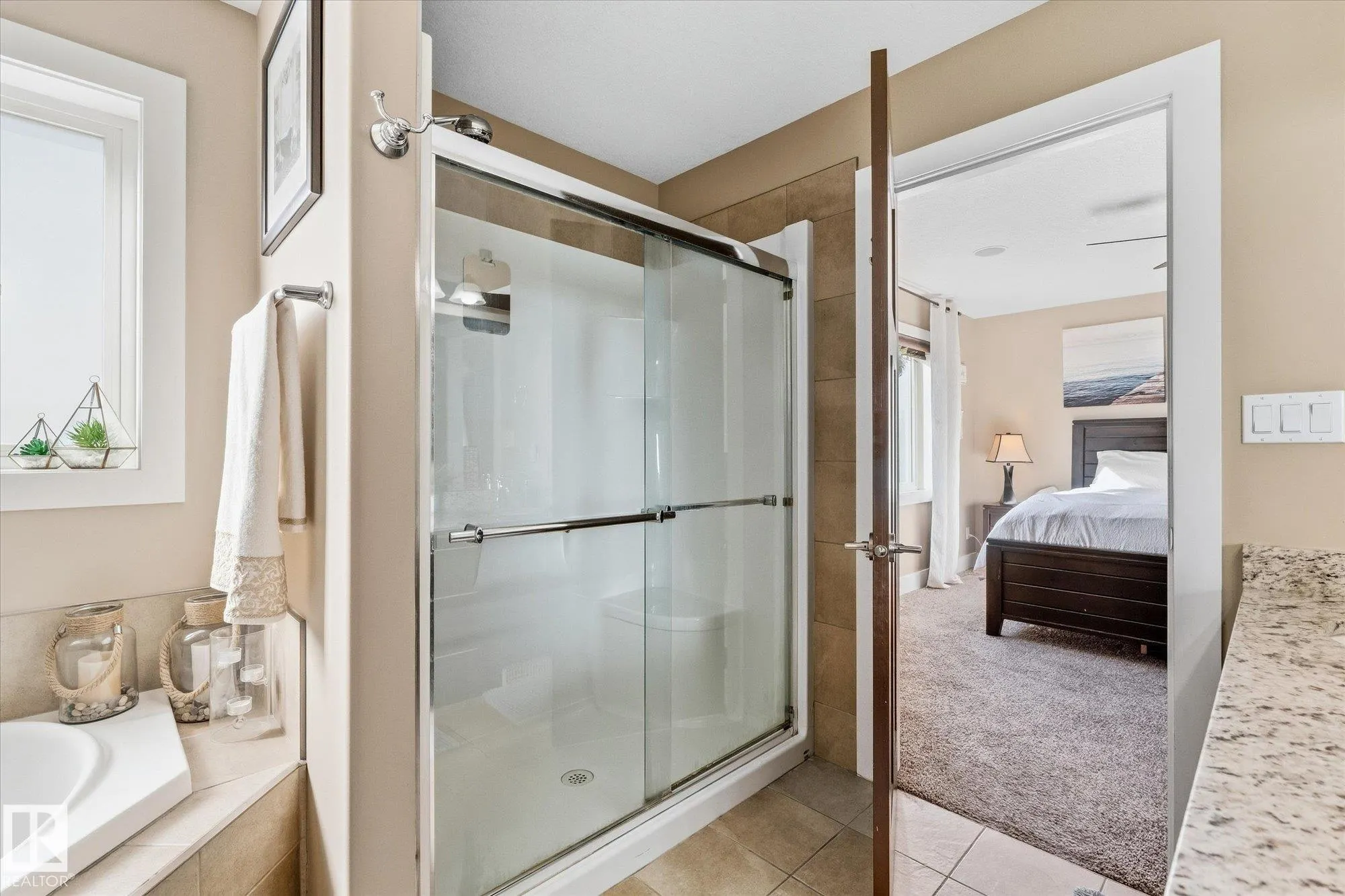 53 RIDGEVIEW Close