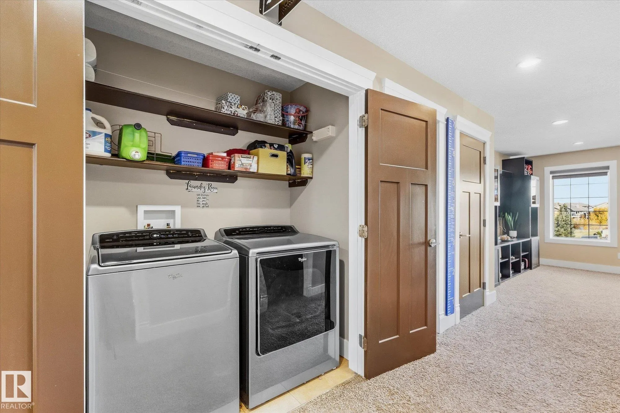 53 RIDGEVIEW Close