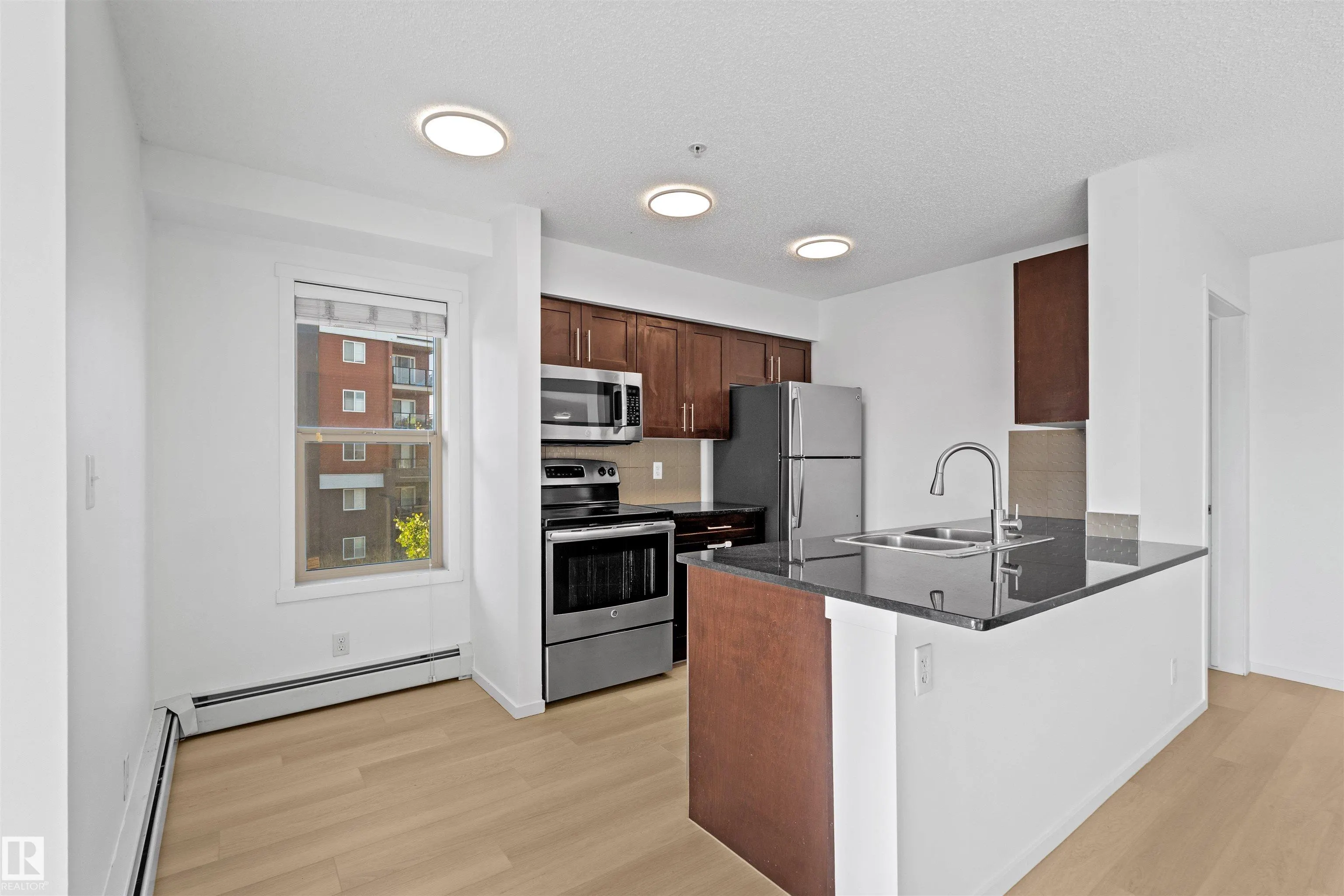 3315 JAMES MOWATT Trail