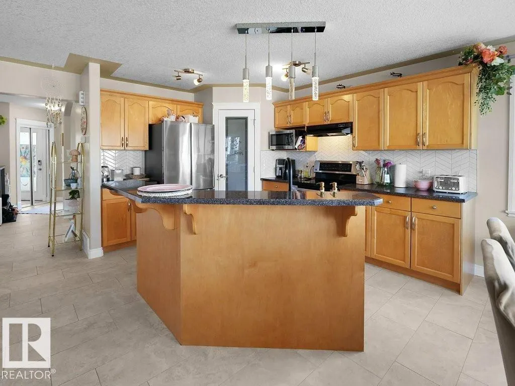 1476 MCMILLIAN Way