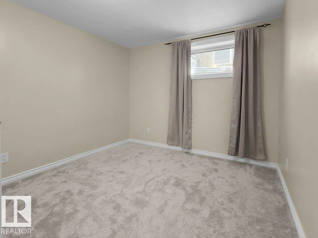 1476 MCMILLIAN Way