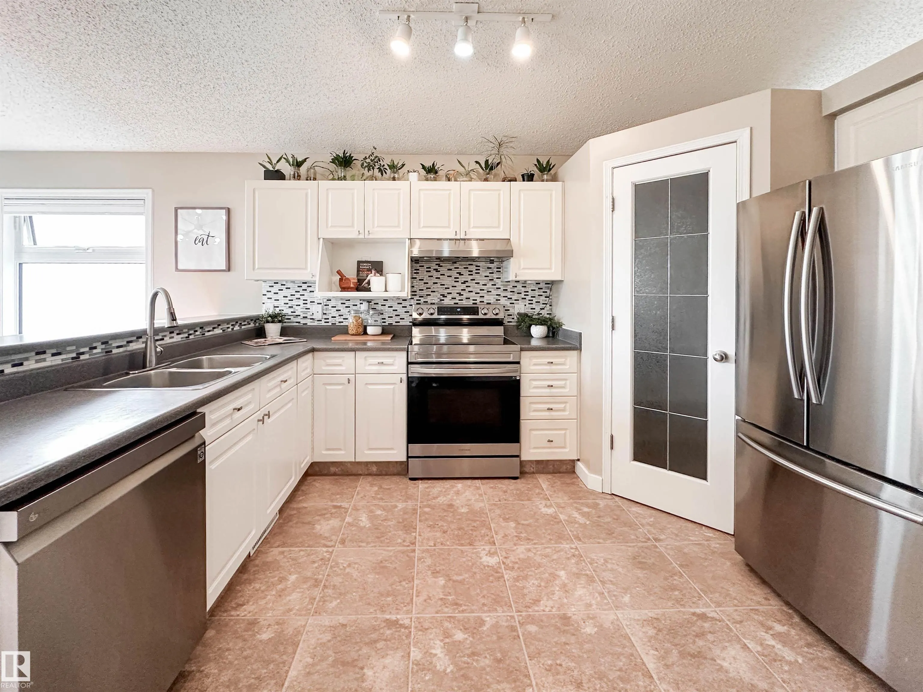 168 HERITAGE Drive