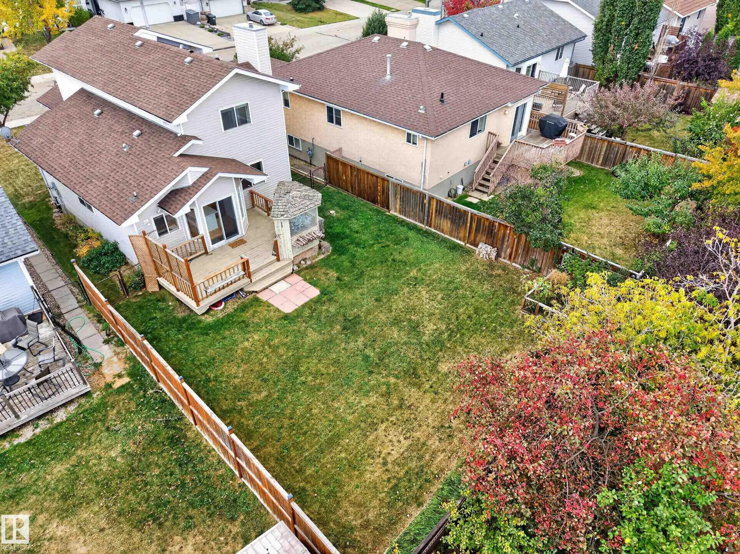 64 CRYSTAL Way