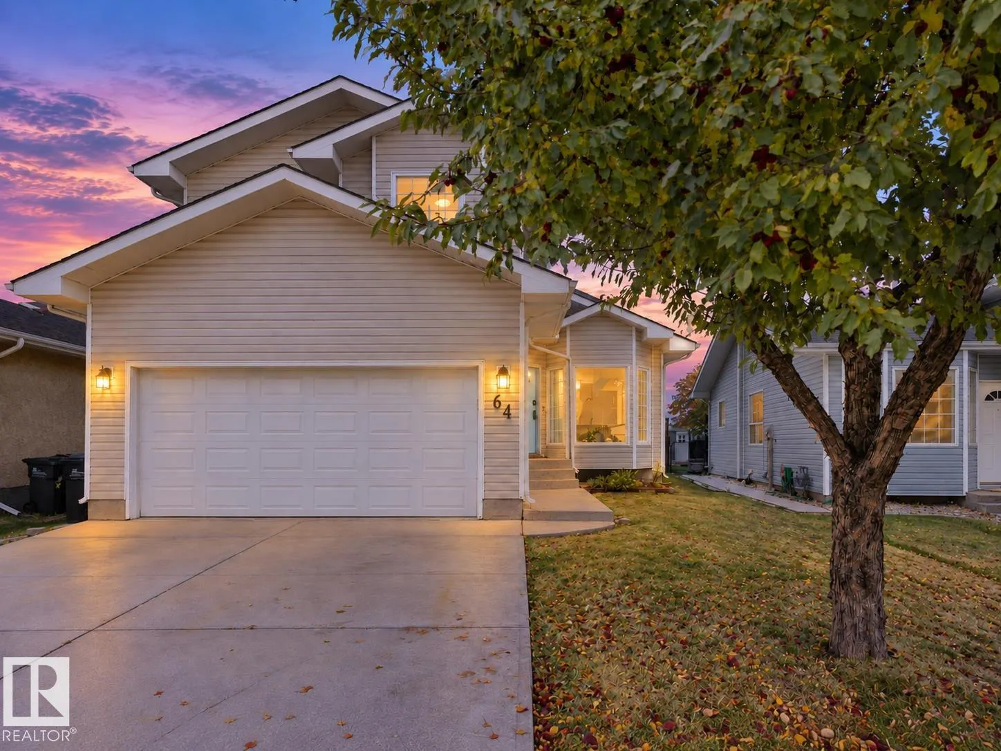 64 CRYSTAL Way