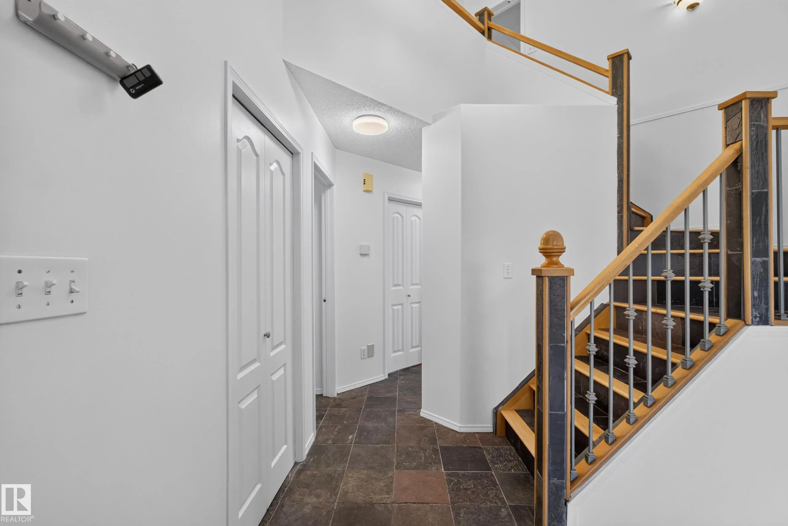64 CRYSTAL Way