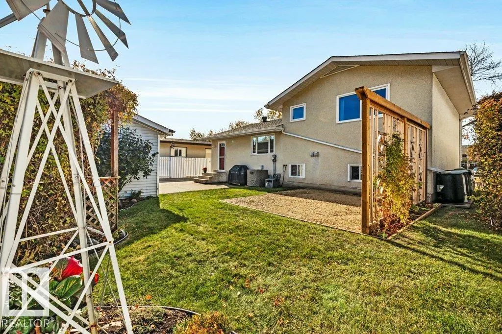 176 LAROSE Drive