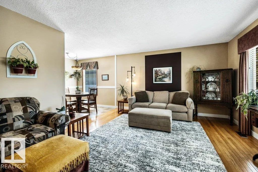 176 LAROSE Drive
