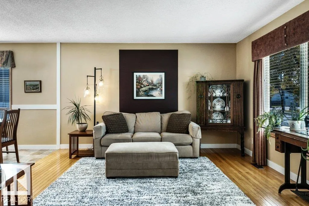 176 LAROSE Drive