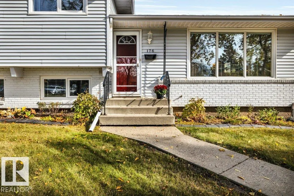 176 LAROSE Drive
