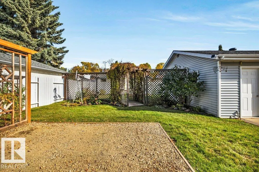 176 LAROSE Drive