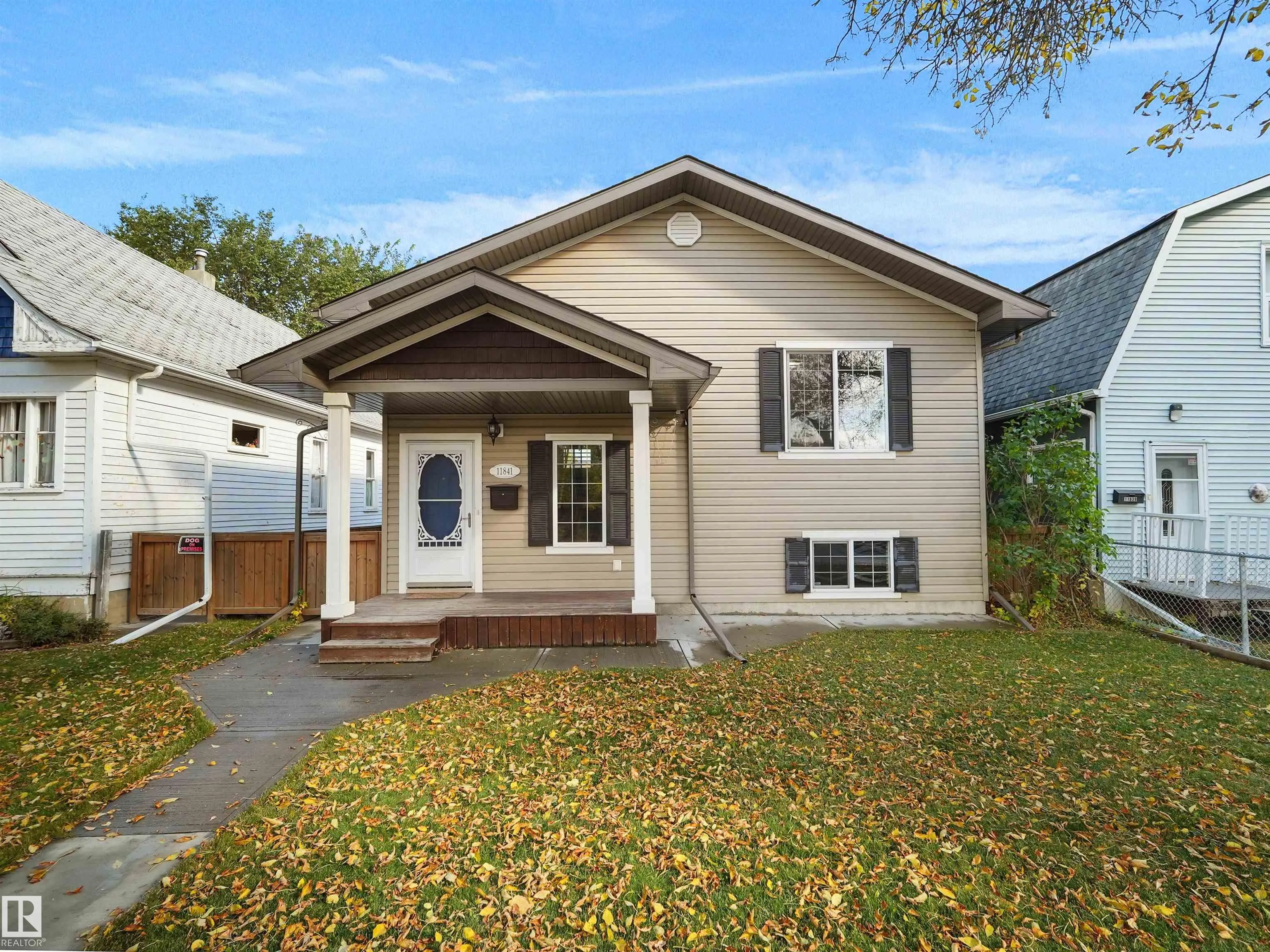 11841 94 Street