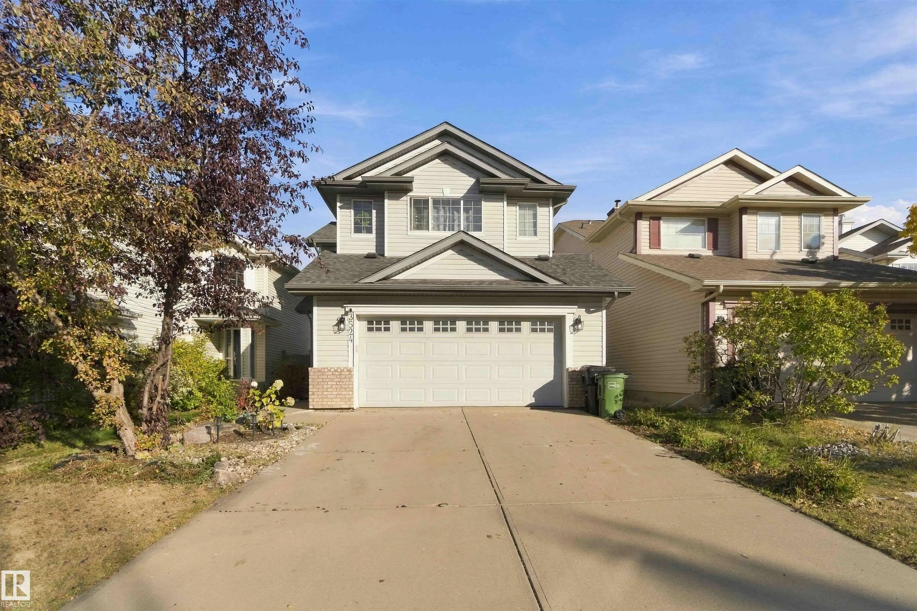 3524 MCLEAN Crescent
