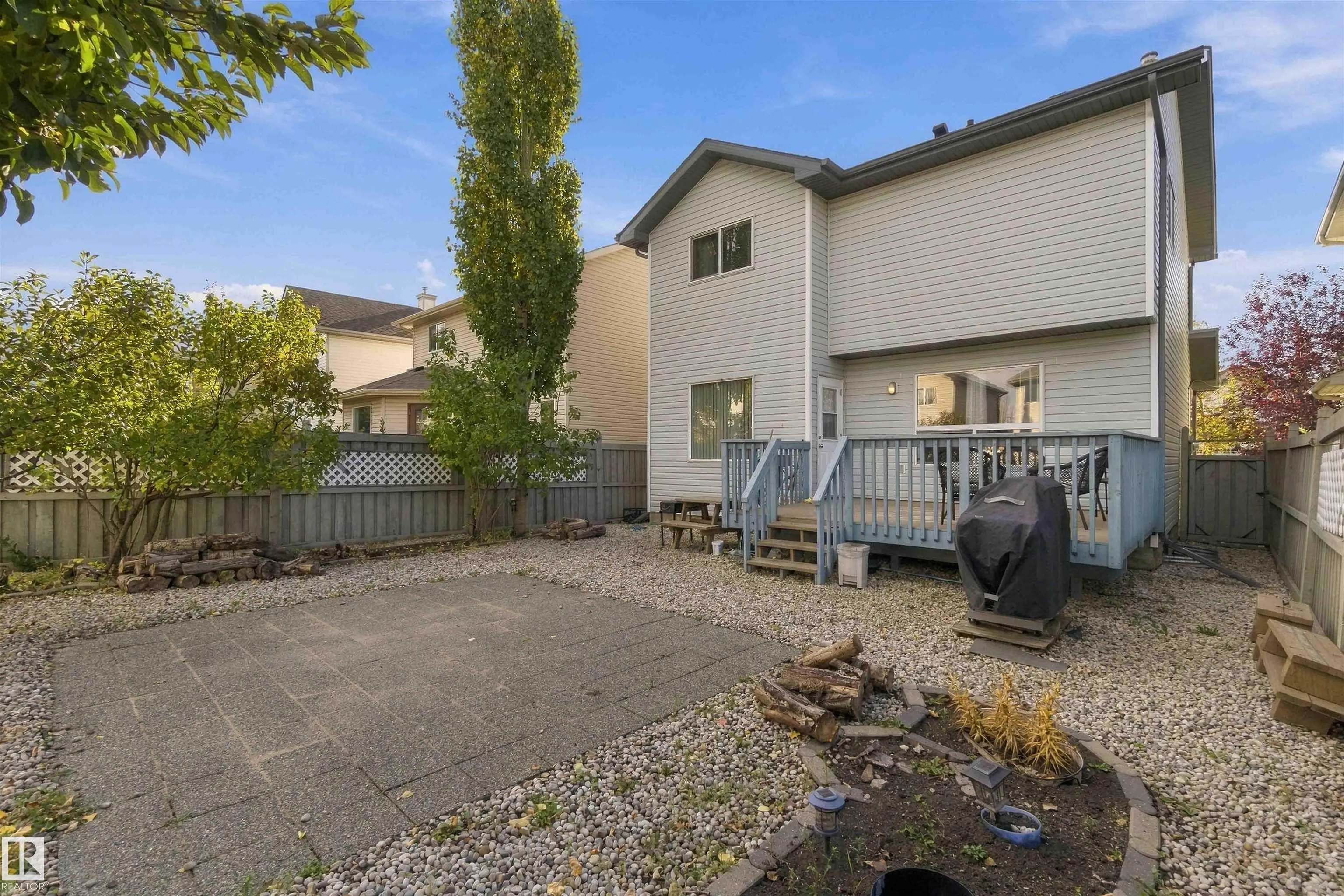 3524 MCLEAN Crescent